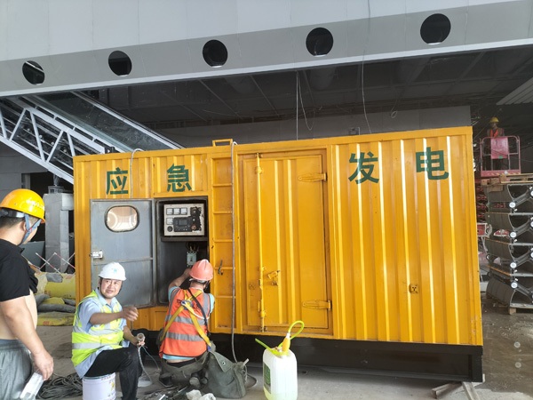 屯溪怎样判断空气滤清器是否需要更换？